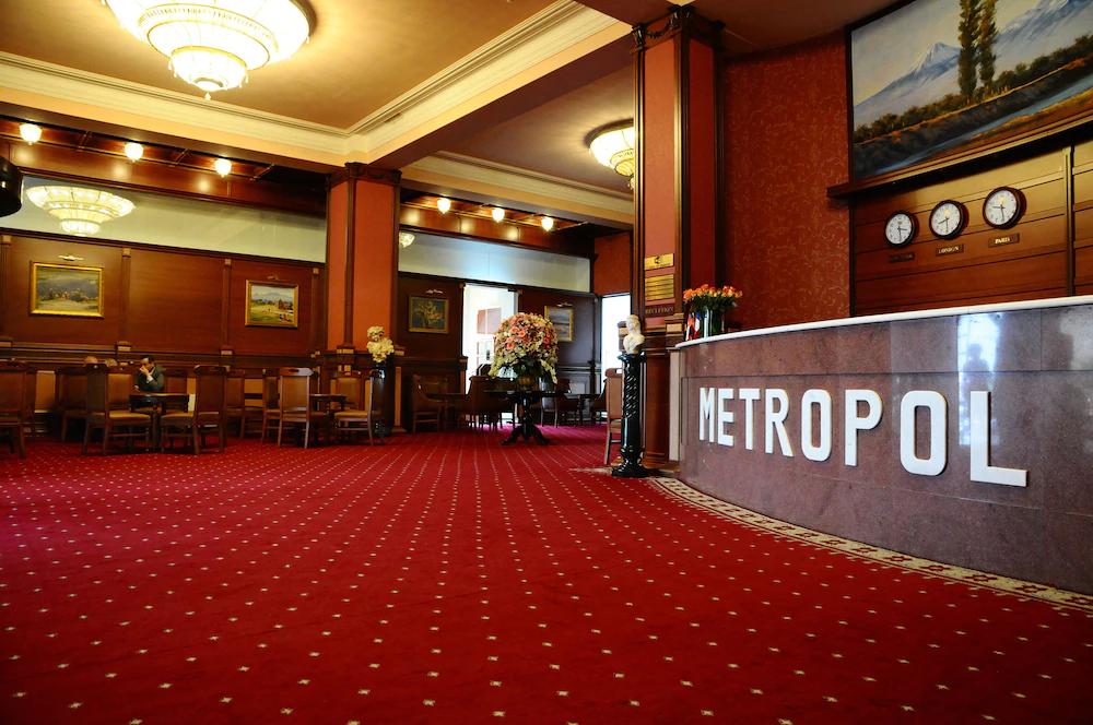 Metropol Hotel Erevan Exterior foto